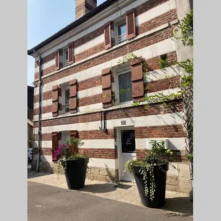 Les Bulles Ageennes Apartment